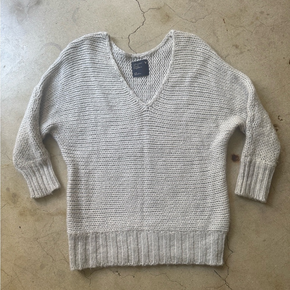 American Eagle Outfitters Light Gray V-Neck Sweater